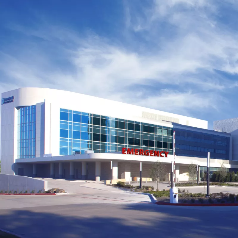 Image of the new critical care tower at Texas Health Huguley Hospital, next to Tower A